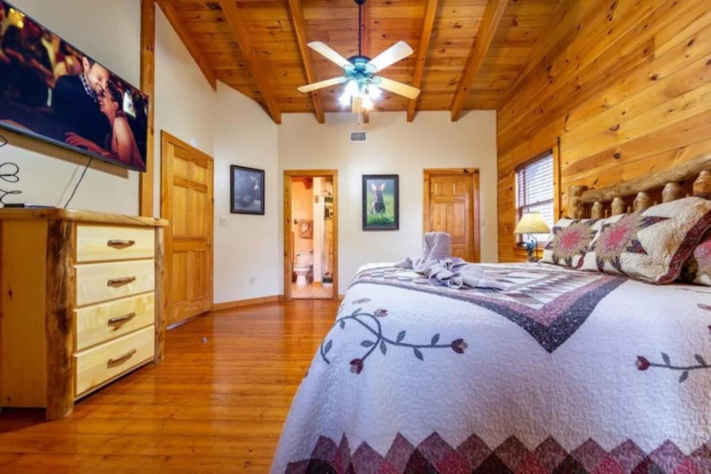 Pigeonforge Cabin Game Roomdog Friendlyhot Tub Pigeon Forge Bagian luar foto