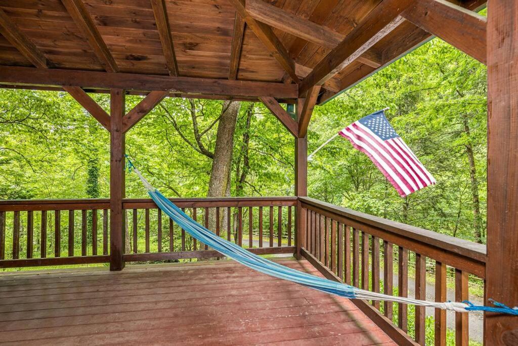 Pigeonforge Cabin Game Roomdog Friendlyhot Tub Pigeon Forge Bagian luar foto