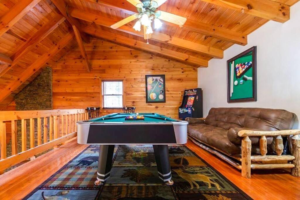 Pigeonforge Cabin Game Roomdog Friendlyhot Tub Pigeon Forge Bagian luar foto