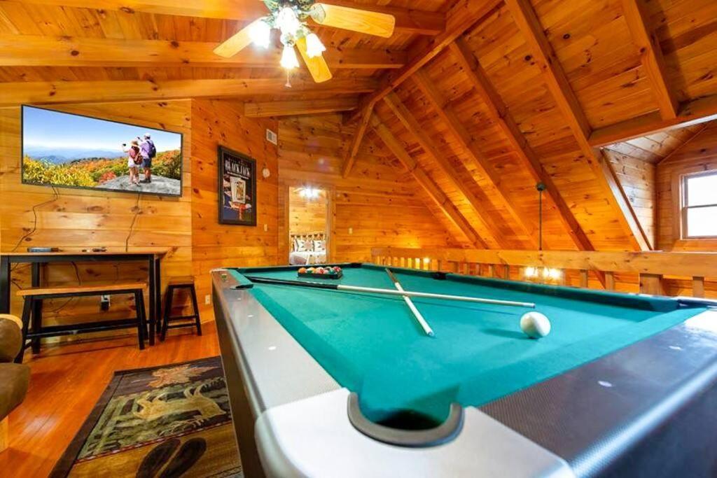 Pigeonforge Cabin Game Roomdog Friendlyhot Tub Pigeon Forge Bagian luar foto