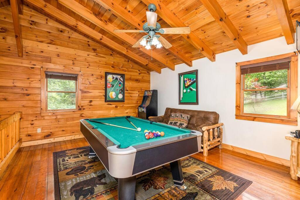 Pigeonforge Cabin Game Roomdog Friendlyhot Tub Pigeon Forge Bagian luar foto